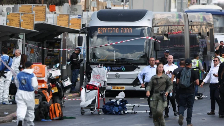Un tiroteo en una parada de autobús de Jerusalén deja al menos 6 muertos, entre ellos un joven español