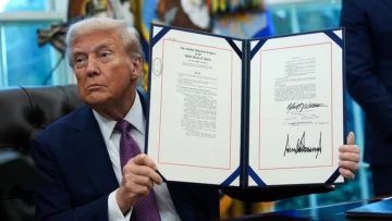 Trump ordena cambiar el nombre del Departamento de Defensa de EE.UU. por Departamento de Guerra
