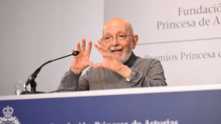 'Una cosa es que la muerte en México se represente en toda una serie de aspectos y otra es pensar que el mexicano es muy macho y reta a la muerte'