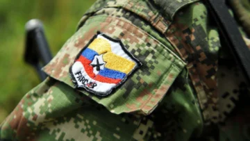 Por qué la sentencia a la cúpula de las FARC y a 12 exmilitares es un hito en Colombia (y la controversia que generan las sanciones impuestas)
