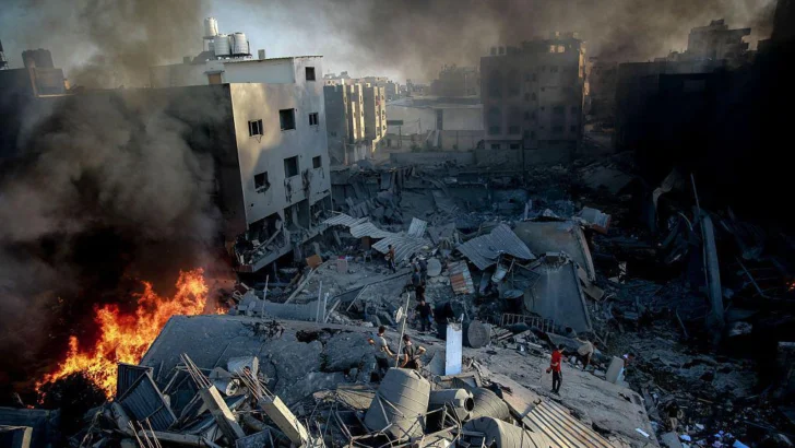 El plan de paz de Trump para Gaza 'ignora los intereses del pueblo palestino', le dice un dirigente de Hamás a la BBC