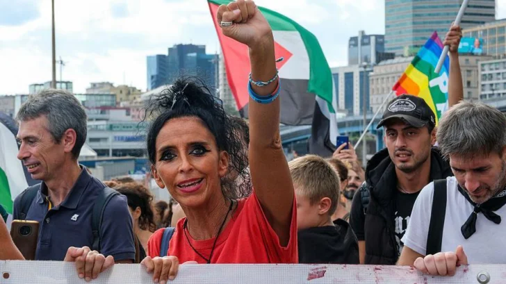 'Bloqueemos todo': las imágenes de la huelga y las enormes protestas en Italia contra los ataques de Israel en Gaza