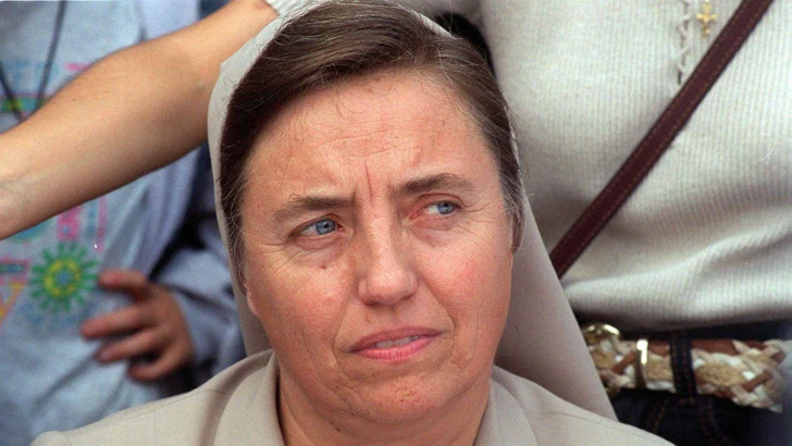 La historia de Martha Pelloni, la monja que se enfrentó a jueces y políticos en Argentina para lograr justicia para una estudiante violada y asesinada
