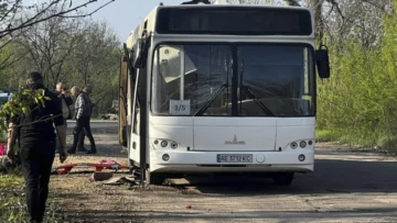 Mientras se aleja la paz, los numerosos ataques con drones complican la evacuación de civiles en Ucrania