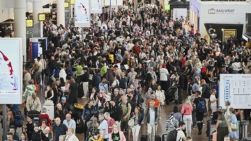 Ciberataque interrumpe el funcionamiento de grandes aeropuertos europeos