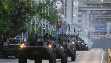 El despliegue militar de EE. UU. en el Caribe, visto desde la acera contraria El despliegue militar de EE. UU. en el Caribe, visto desde la acera contraria