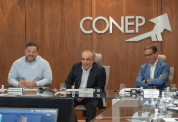 Paíno Henríquez presentó al Conep fortalezas y retos de medio ambiente
