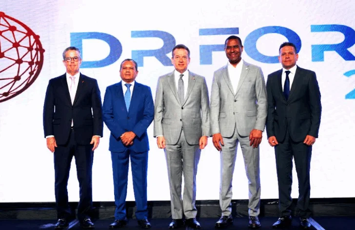 Realizan seminario para optimizar los procesos en el sector de zonas francas
