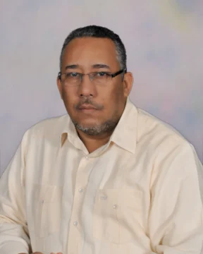  César Sánchez Beras.