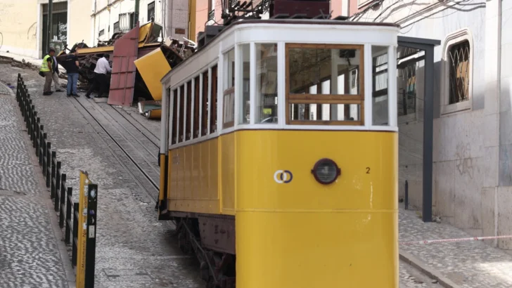 Alcalde de Lisboa pide investigación externa a empresa gestora del funicular accidentado
