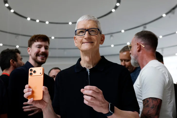 Apple presenta el ultrafino iPhone 17 Air a un precio de salida de 999 dólares