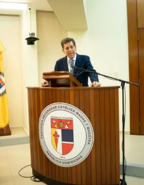  Esteban Mira Caballos.