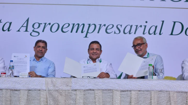 Firman acuerdo para fortalecer la inocuidad y exportación de hortalizas dominicanas