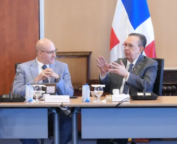 FMI concluye revisión, destaca paz social y estabilidad económica de RD  