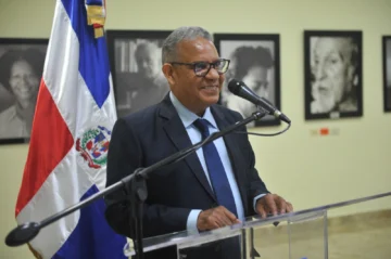  Gustavo Olivo Peña.