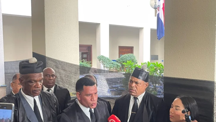 Querellantes del caso Calamar descargan de responsabilidad al exministro Donald Guerrero