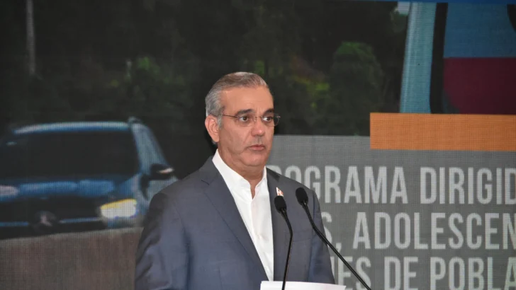 Abinader asegura que la tasa del dólar está 