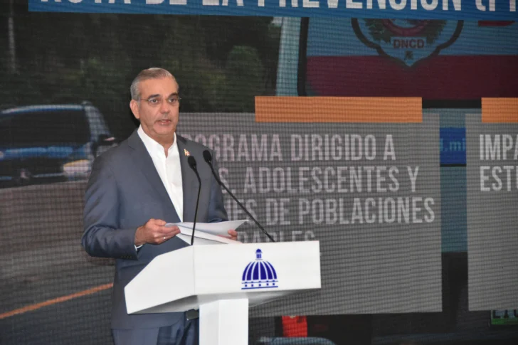 Abinader no opina sobre “graves hallazgos” en Senasa porque los investiga el MP