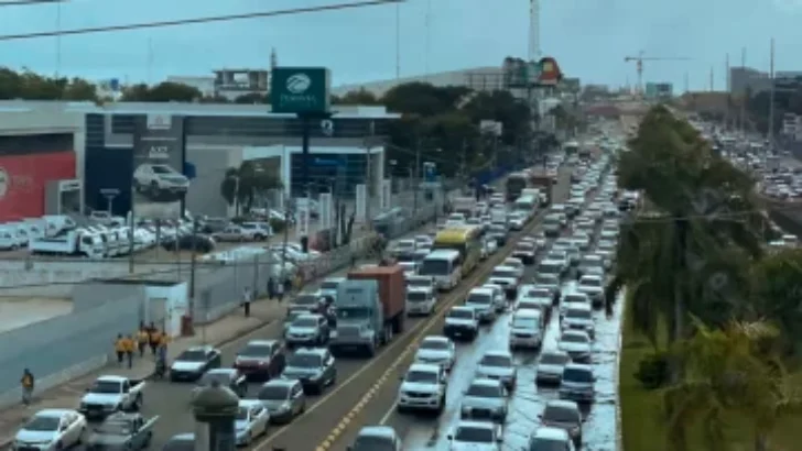 Gabinete de Transporte informa restricción de giros a la izquierda en la Núñez de Cáceres con Kennedy