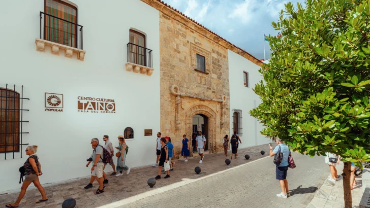 Centro Cultural Taíno Casa del Cordón realiza conversatorio con el maestro José Antonio Molina
