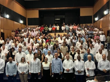 García Fermín exhorta a votar por el PRM en 2028 y acusa al PLD de sumir al país en la corrupción