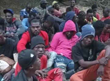 Ejército detiene a 70 traficantes y entrega a Migración a 15,600 extranjeros indocumentadas en agosto Ejército detiene a 70 traficantes y entrega a Migración a 15,600 extranjeros indocumentadas en agosto