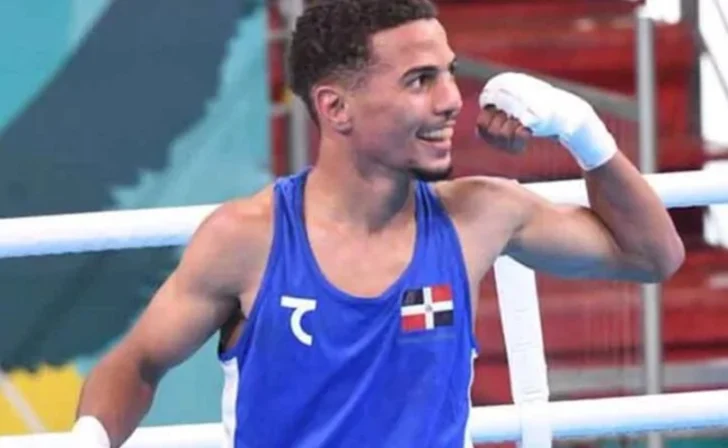 Junior Alcántara se acerca a medalla en Campeonato Mundial de Boxeo en Inglaterra