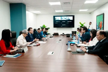 Ito Bisonó recibe misión del FMI para revisar avances económicos y productivos de RD