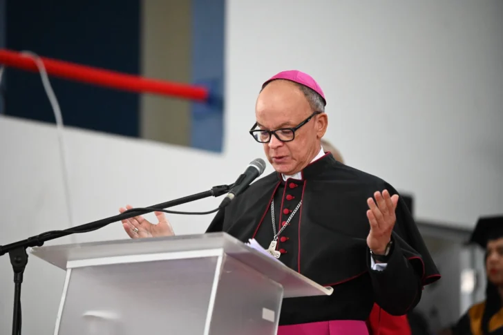  Monseñor Alfredo de la Cruz Baldera, Obispo de la Diócesis de San Francisco de Macorís y Gran Canciller de la UCNE