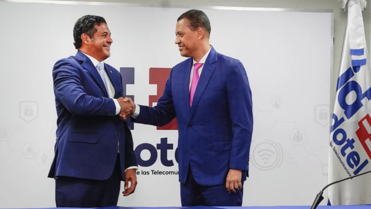 Indotel e Internet Society promoverán acceso a conectividad e inclusión digital