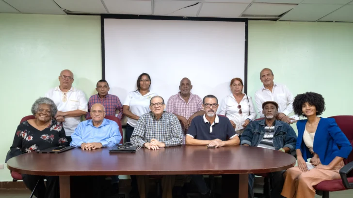 Organizaciones cívicas reclaman pacto fiscal que no cargue más impuestos sobre trabajadores y clase media