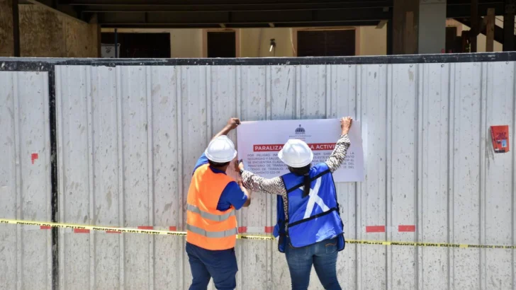 El Ministerio de Trabajo paraliza 15 obras de construcción en la capital por violación a normas de seguridad y salud de los trabajadores