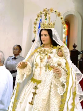  Virgen de Regla, de Baní.