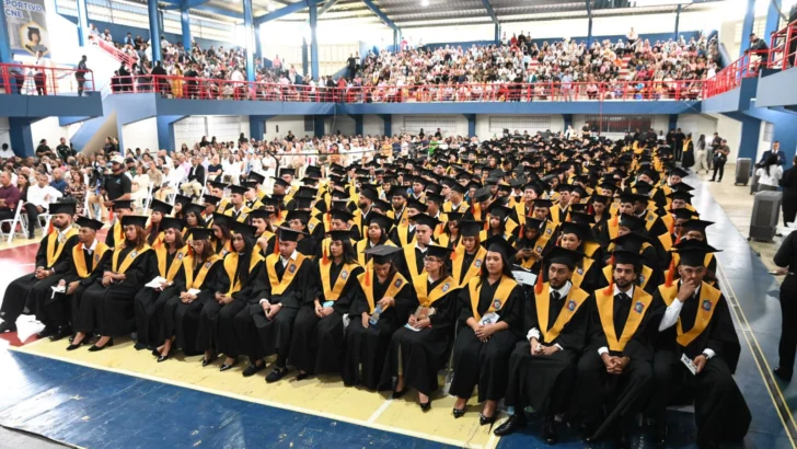 UCNE gradúa a 392 profesionales en su Octogésima Octava Graduación UCNE gradúa a 392 profesionales en su Octogésima Octava Graduación