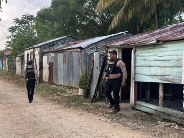 Autoridades apresan a 3,942 personas durante allanamientos