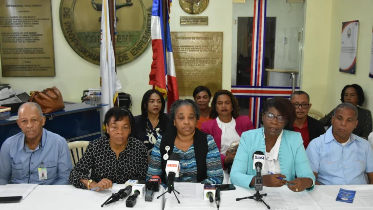 Gremios de enfermería acusan al Gobierno de incumplir acuerdos pactados en 2024