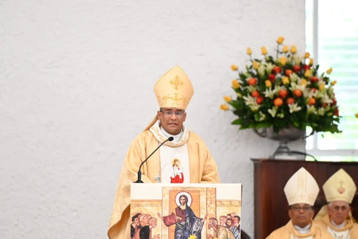 Iglesia Católica celebra ordenación de nuevo obispo auxiliar Arquidiócesis de Santiago