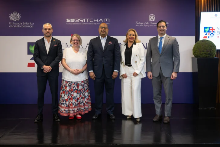 Anuncian celebración de la Semana Dominicana en el Reino Unido