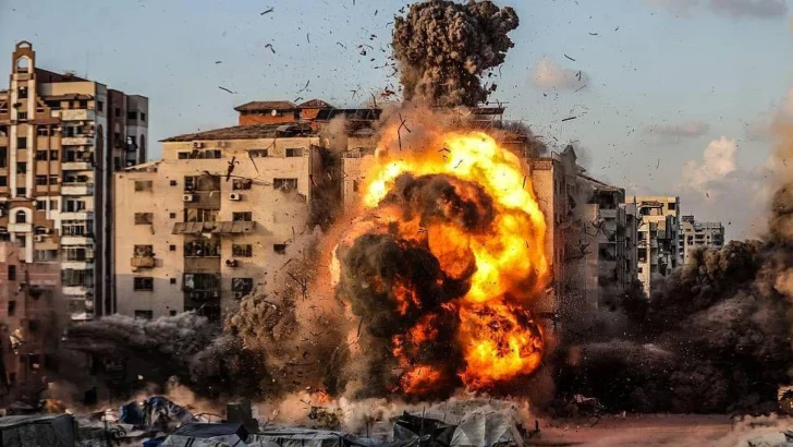 'No hay a donde ir': el ejército israelí ordena la evacuación de todos los habitantes de la Ciudad de Gaza tras días de bombardeos