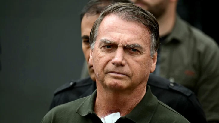 Diputados en Brasil buscan tramitar con urgencia una amnistía que favorecería a Bolsonaro