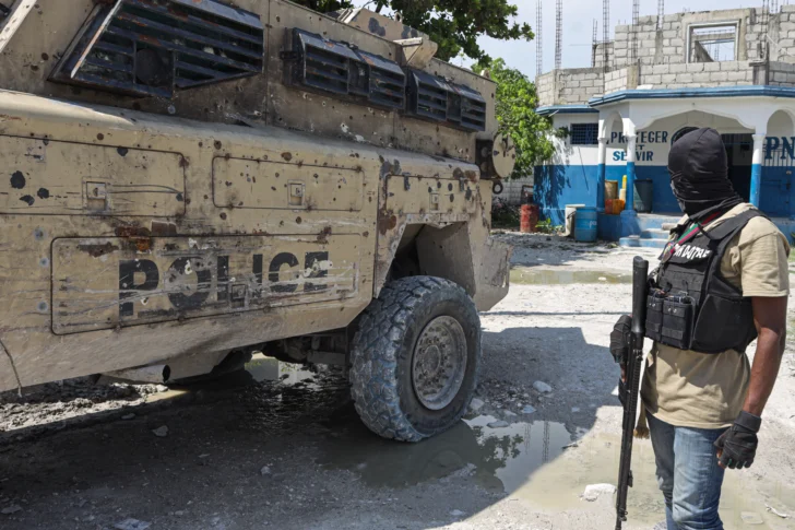 Autoridades haitianas anuncian medidas contra las bandas tras masacre de 42 personas
