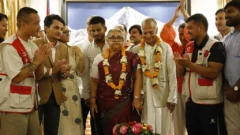 La expresidenta del Tribunal Supremo asumió como primera ministra de Nepal tras violentas protestas