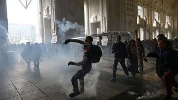 'Bloqueemos todo': las imágenes de las enormes protestas en Italia contra los ataques de Israel en Gaza