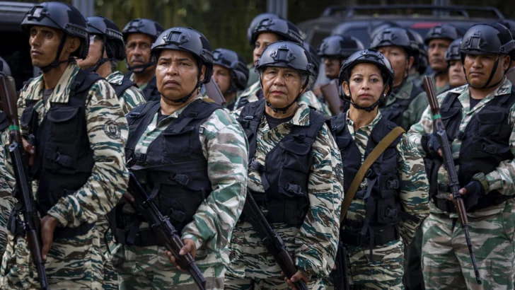 Venezuela movilizó este martes otros 200 mil militares ante 