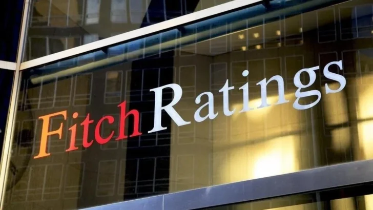 La agencia de calificación Fitch rebaja la calificación de Francia por incertidumbre presupuestaria