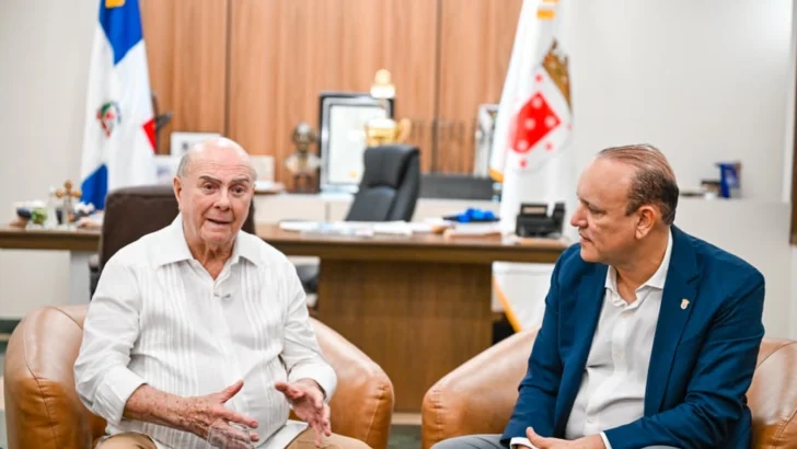 Ulises Rodríguez recibe a Hipólito y resalta fortaleza y unidad del PRM Ulises Rodríguez recibe a Hipólito y resalta fortaleza y unidad del PRM