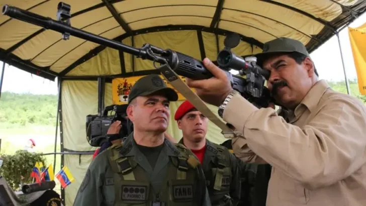 Senado colombiano va contra el Cártel de Maduro quien habla de 'problema internacional'
