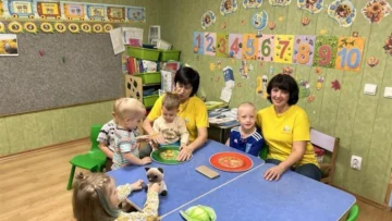 Ucrania: la única escuela abierta en Kramatorsk resiste la guerra impartiendo clases bajo tierra