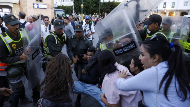 Marruecos: chocan manifestantes y fuerzas del orden durante las marchas de la “Generación Z”