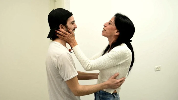 'Eres mi vida, mi héroe': el emotivo reencuentro de los rehenes israelíes con sus familias, tras ser liberados por Hamás